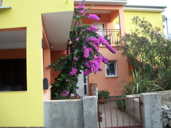Apartments Mirjana