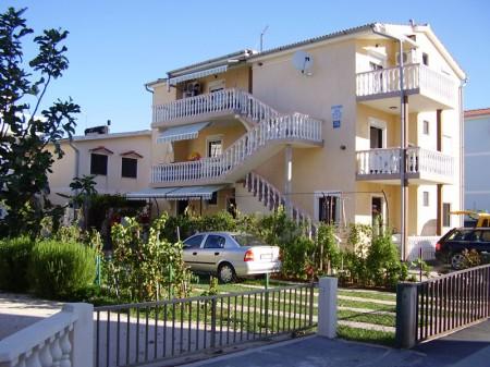 Apartments Takač