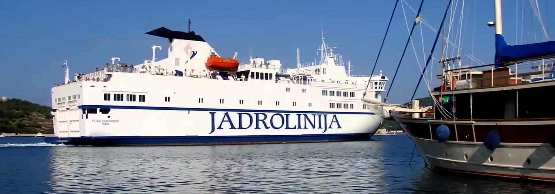 Petar Hektorović ferry from Split to Vis accommodation and apartments