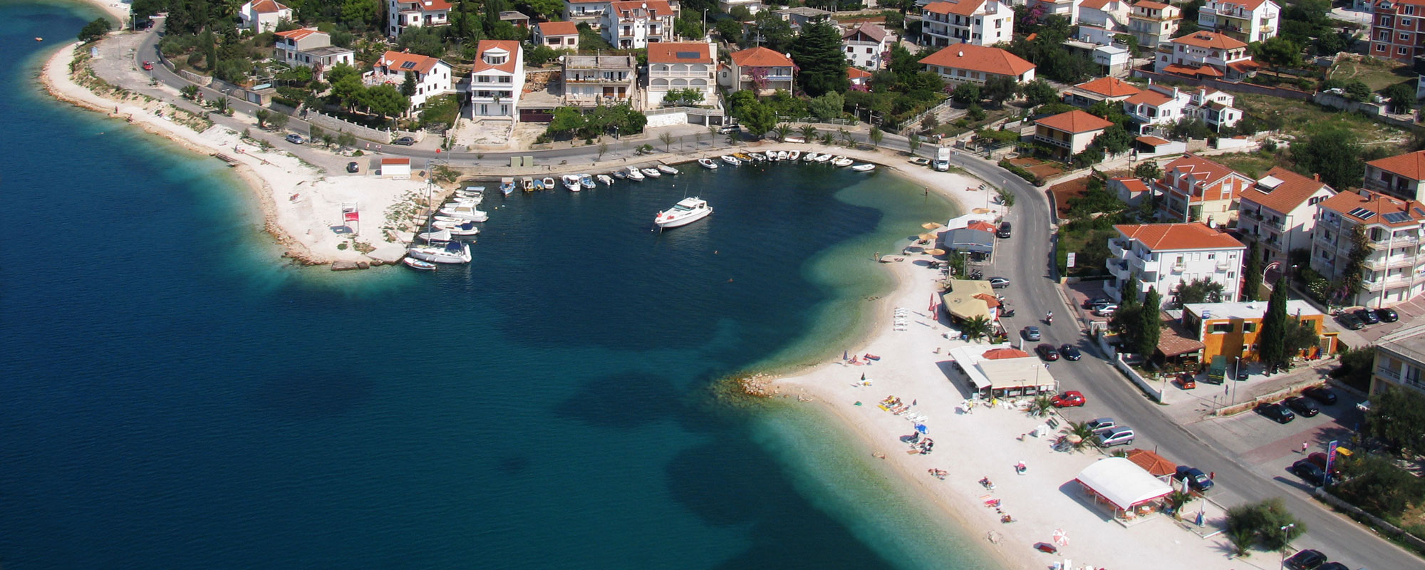 Copacabana beach Ciovo Okrug Gornji accommodation and apartments nearby