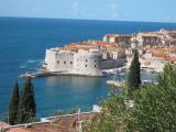 Fully equipped apartment Dudo is an attractive location, area panels. On the terrace (50m2) offers a...