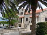 Two new apartments of 45 m2, located in a family stone house. Have reserved parking in a private courtyard...