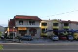 Villa Mediterranean is located in Makarska. It is located 200m from the center and provides a guarantee...