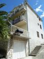 Apartments Tomic are situated in family house situated on the island of Ciovo, in Mastrinka, near the...
