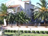 Comfortable apartment in an elite location, 5 min walk from the beach and 10 minutes drive to centra...