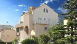 New, modern apartment with a green garden in the most attractive part of Makarska. The facility is located...
