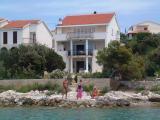 Apartment NICA – Maslinica, island of Solta is situated on an exclusive position in the first row...