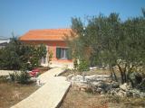 This accommodation consists of 2 seperate houses. The smaller stone home has one bedroom with a double...