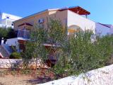 Sevid is a small, quiet place by the sea near Trogir for relaxation, enjoyment and children. The house...