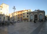 This luxurious apartment (71.5 m2) is located in the historical heart of the city, on the main square...