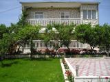 Apartments family Barada are located in Trogir, mediterranean town which was included in the UNESCO...