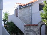 The apartment is located in an old, peaceful part of Supetar on Glavica.Udaljen area is a 5 min walk...