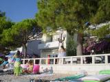 New and fully furnished apartments on the beach, in a pedestrian zone. South oriented, with balconies...