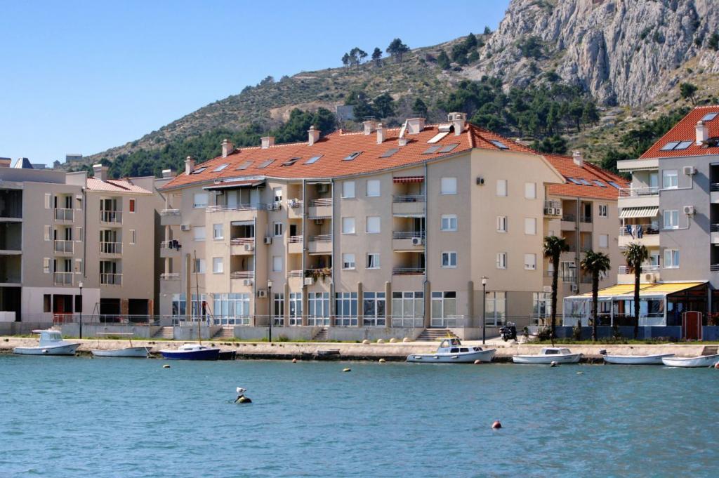 Apartments Omiš Apartment Rita