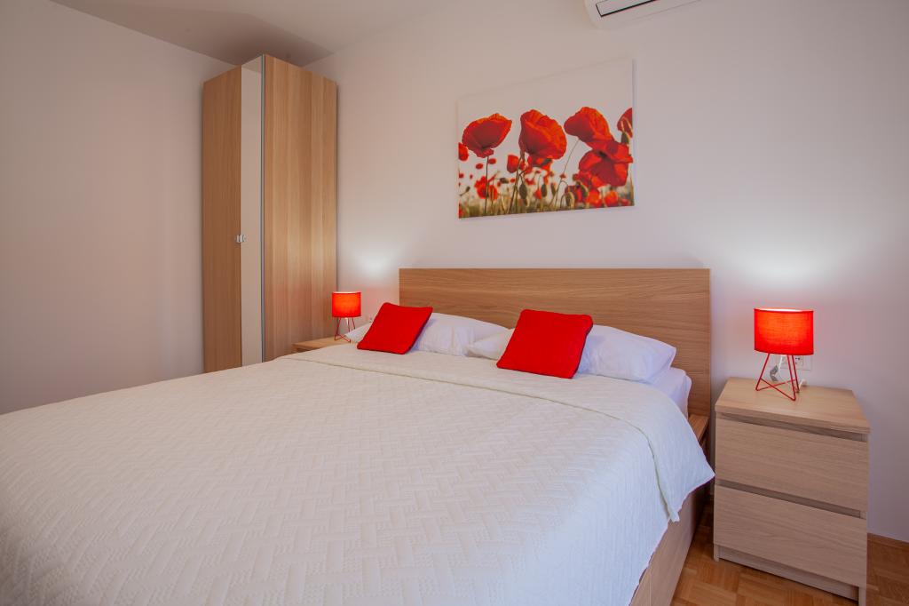 Apartments Cres Apartments Eva